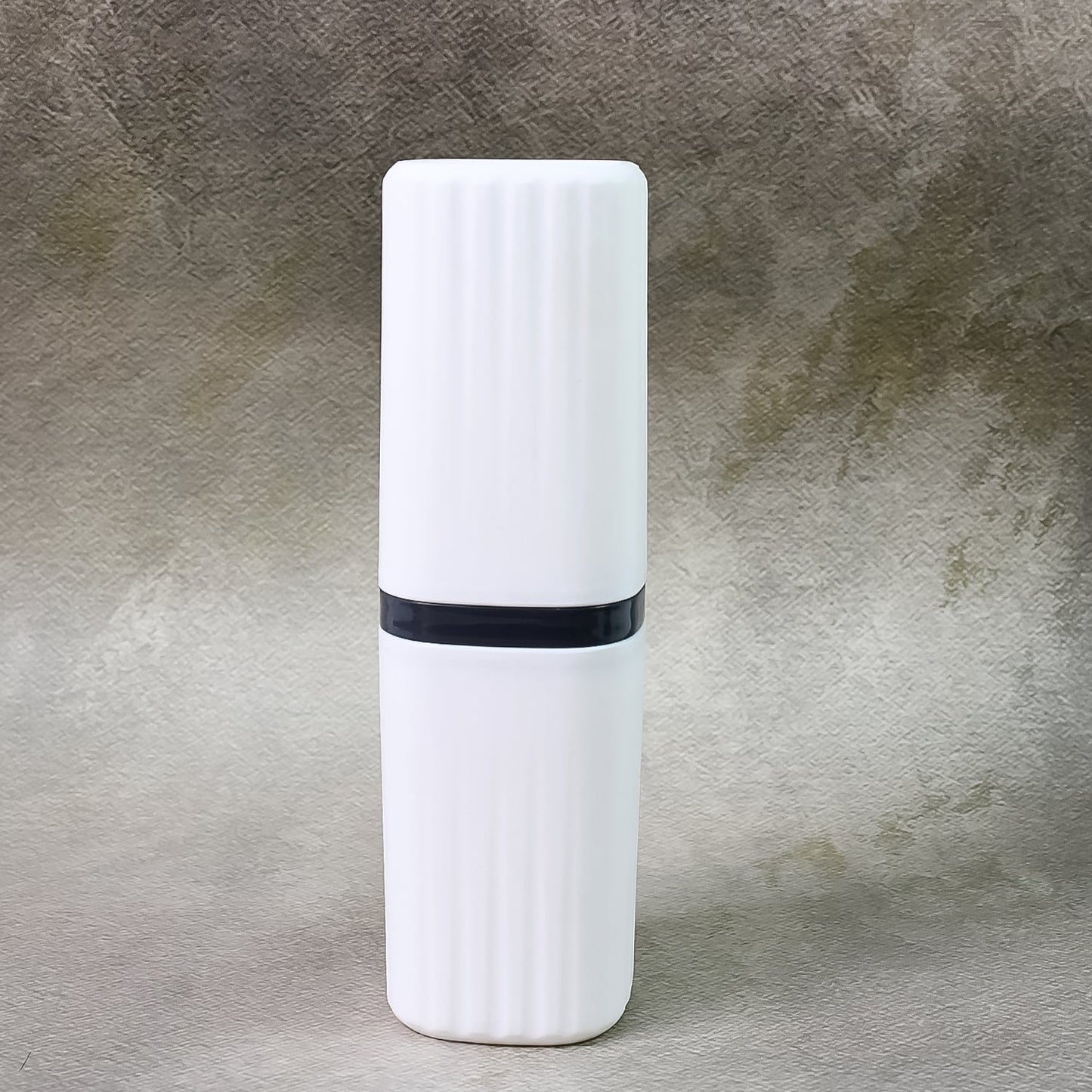 toothbrush case, travel toothbrush holder, toothbrush cover India, plastic toothbrush case, hygienic toothbrush box, toothbrush protector case, toothbrush container for travel, toothbrush holder for hygiene, travel oral care storage, compact toothbrush case