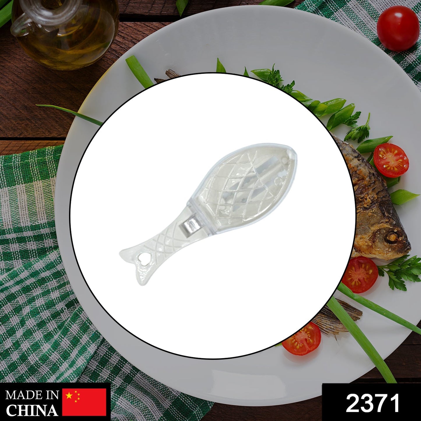 Kitchen peeler for removing fish scales quickly. fish scale scraper tool, fish descaler with lid, kitchen fish cleaning tool, fish scale remover scraper, plastic fish scaler, fish skin peeler, fish scale collector