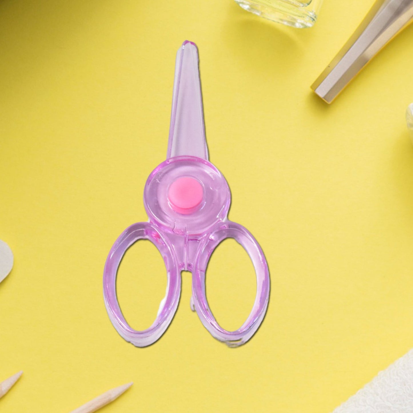 child-safe scissors, kids scissors India, training scissors for kids, plastic scissors for school, blunt tip scissors, safe scissors for toddlers, children’s craft scissors, preschool scissors set, safety scissors India, learning scissors for kids