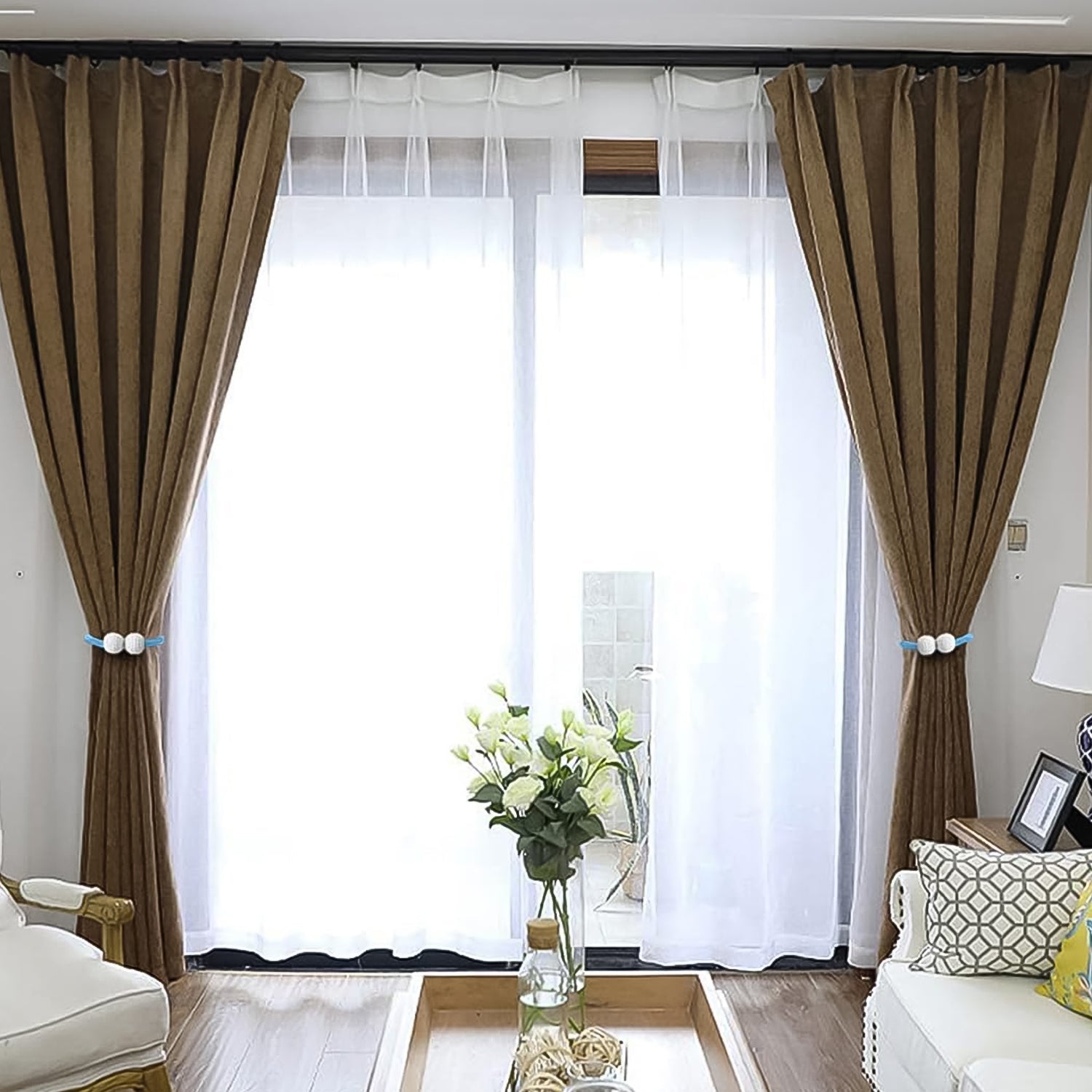 best polyester magnetic curtain for doors in India, auto-close mesh screen curtain for insect protection, magnetic door curtain for ventilation and privacy, hands-free polyester mesh screen for home entry, magnetic mesh curtain for summer airflow,