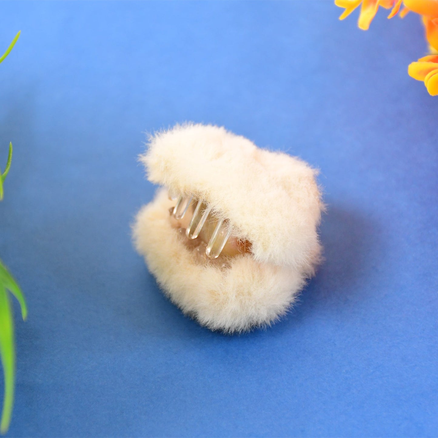 6 pc pastel fluffy hair claw clips for women and girls, jumbo size plastic hair claws for thick and long hair, soft pastel claw clips perfect for everyday and party styling, fluffy jumbo hair clips set for trendy hairstyles in India,