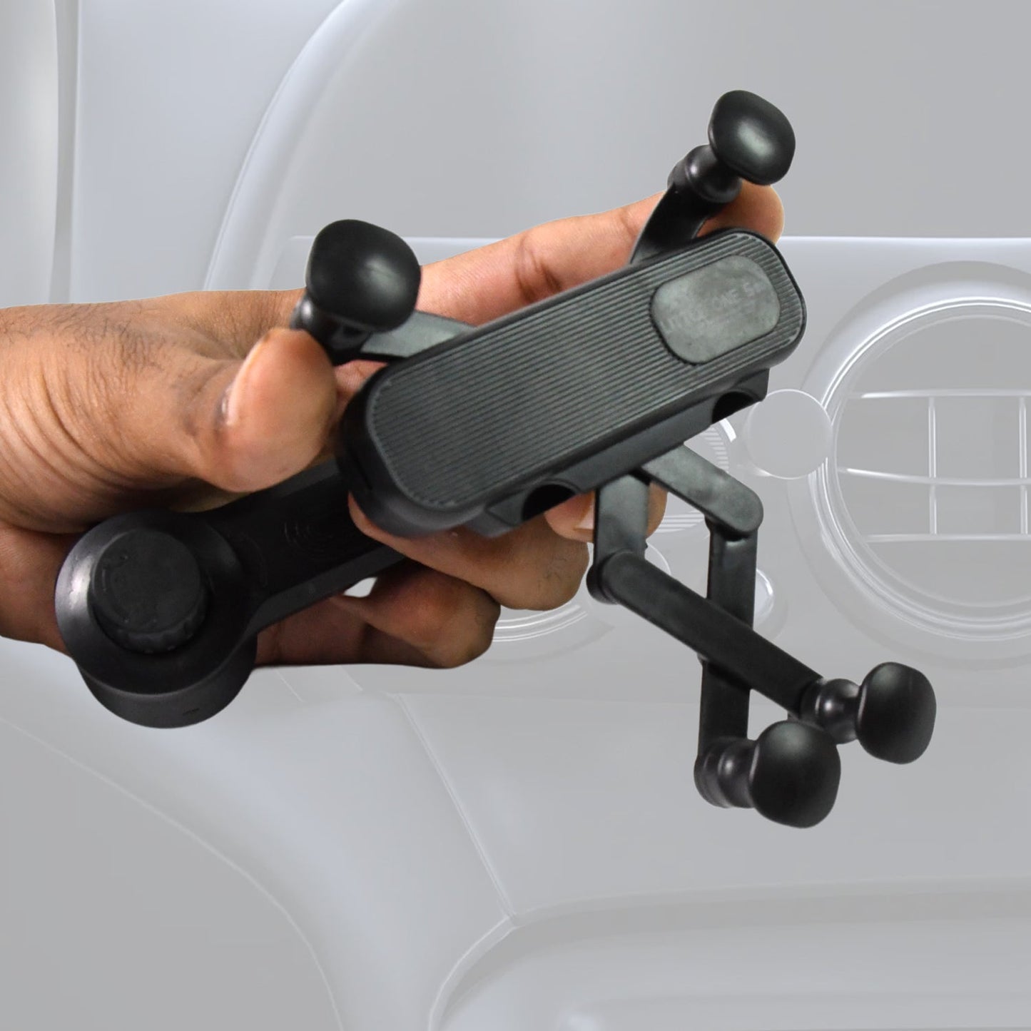 car accessories mobile holder, phone mount for car dashboard, rotating smartphone holder, car mobile phone holder with strong grip,
