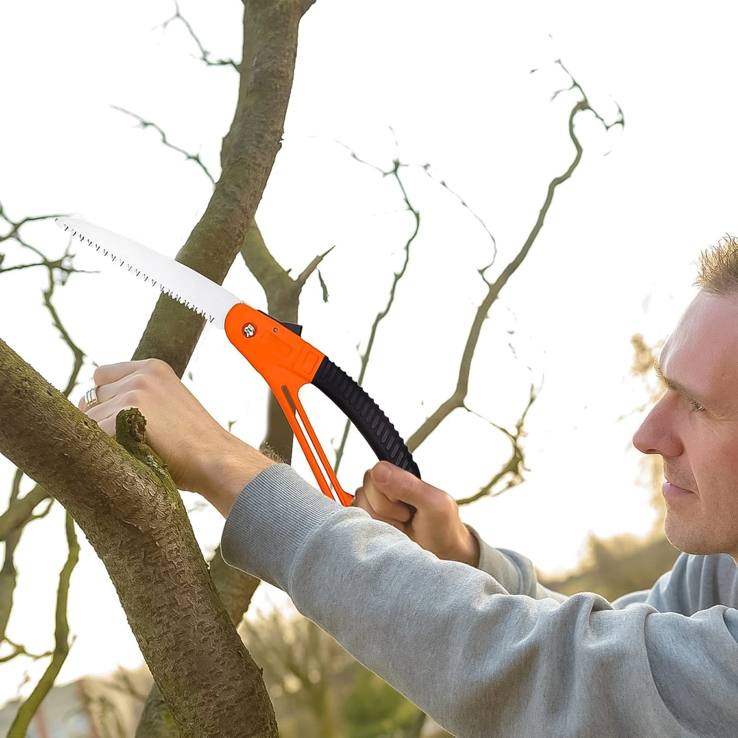 small hand saw for quick and easy garden maintenance, heavy duty pruning saw for dry and green wood cutting, mini saw for pruning bushes and plants