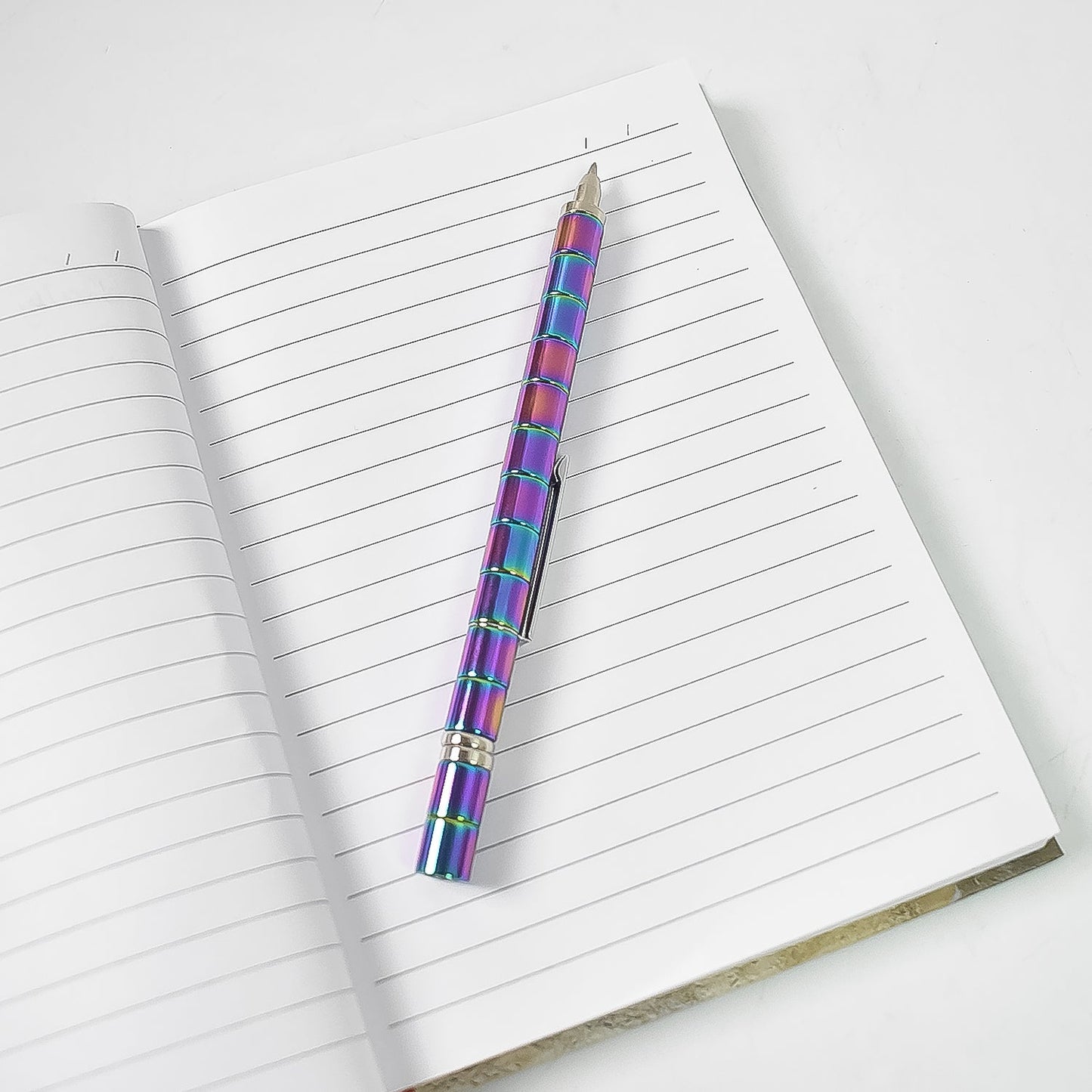 creative magnet pen for tech lovers and office use, 1 pc multifunction metal magnet pen for gifting, magnetic metal pen for executive use in India