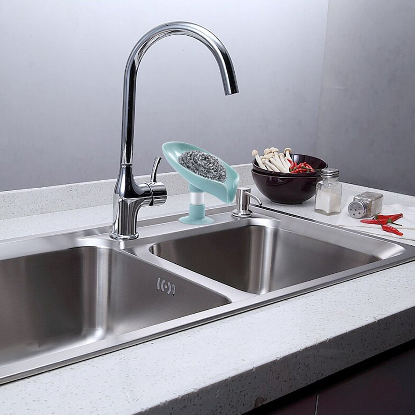 Self-draining soap tray in leaf shape, suitable for bathroom or kitchen. leaf shape soap holder, self draining soap tray, plastic soap dish, bathroom soap holder, wall mount soap tray, suction soap holder, sabundani, 2pcs soap tray