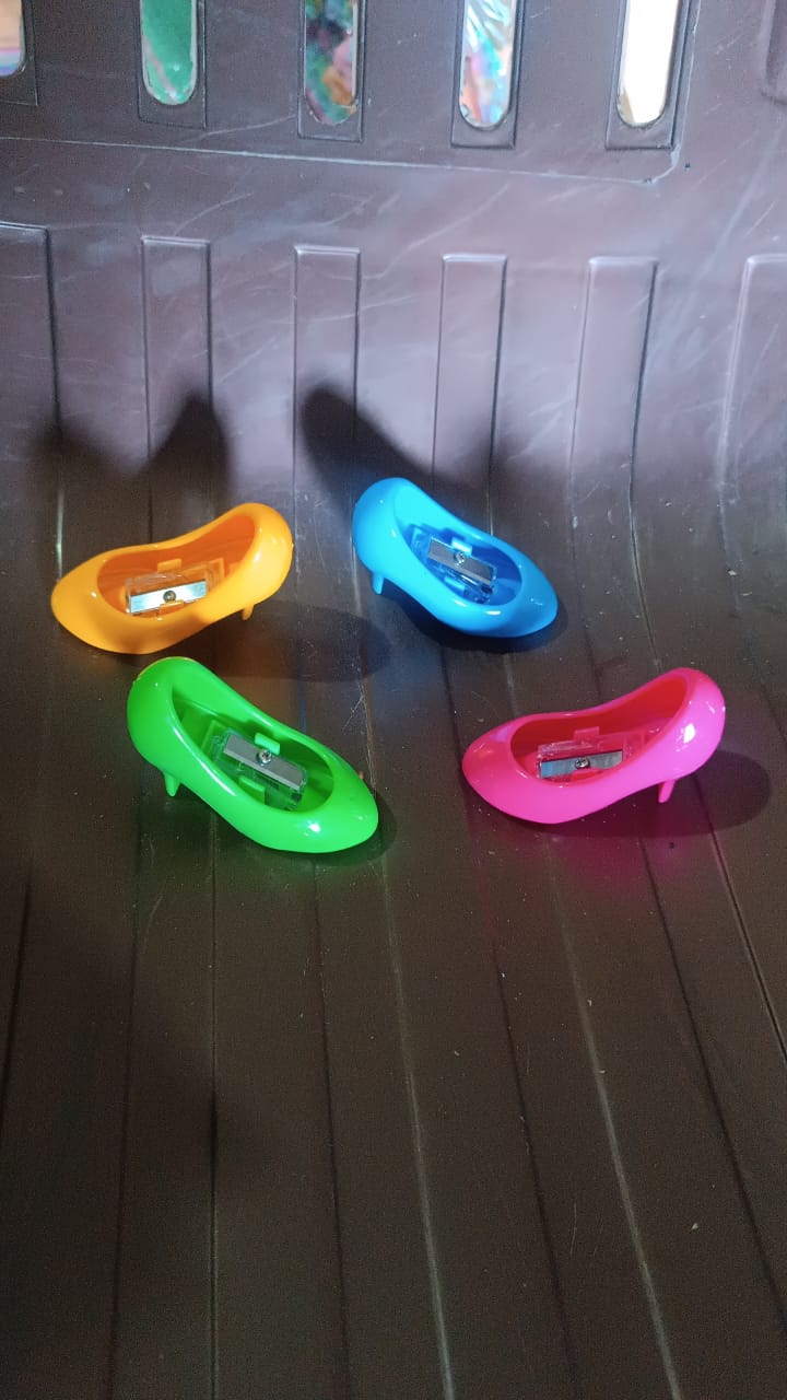 creative pencil sharpener India, kids gift pencil sharpener, cute stationery products, novelty sharpeners for school kids, stylish school accessories