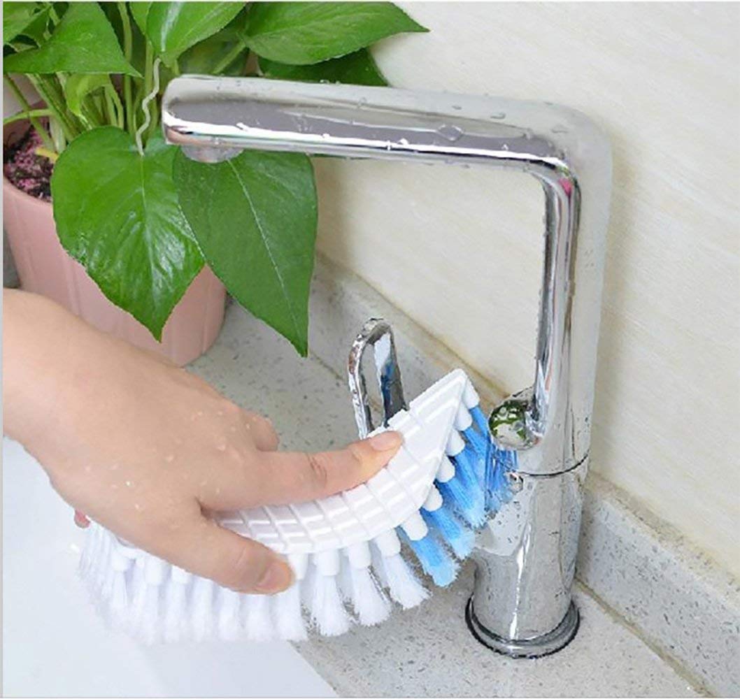 Flexible brush ideal for kitchen and bathroom, flexible cleaning brush, plastic multipurpose brush, bendable kitchen brush, bathroom cleaning tool, tap cleaner, household scrubber, tile brush