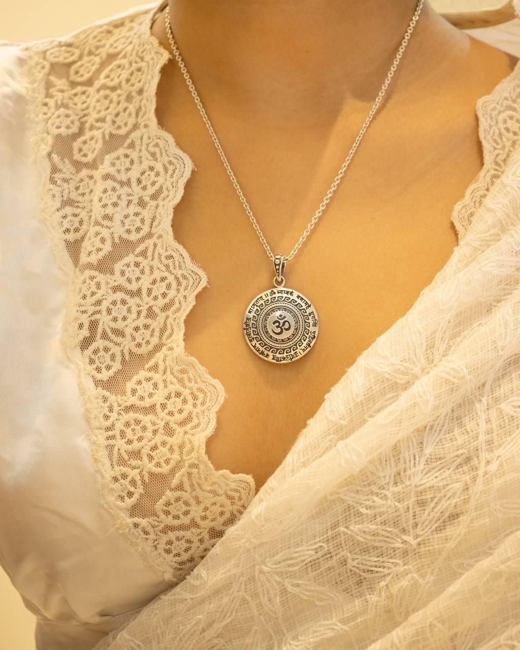 OM mantra pendant stainless steel, silver OM pendant for men and women, spiritual OM pendant India, religious OM necklace daily wear, stainless steel OM mantra jewelry, unisex OM pendant necklace, OM spiritual pendant for men,