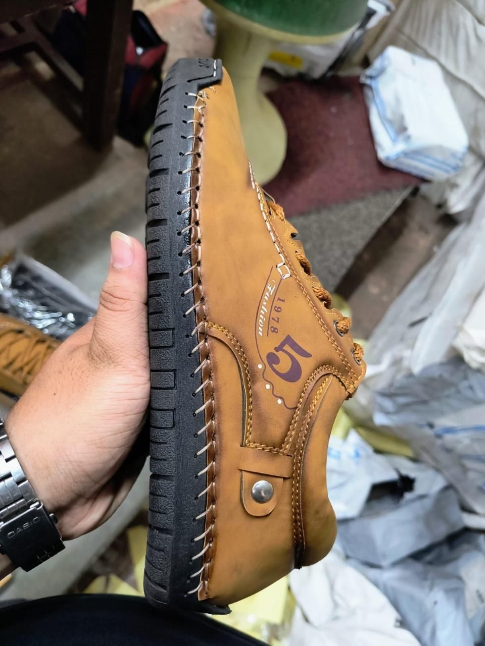 men’s casual leather shoes, tan casual shoes men, synthetic leather shoes men, lightweight shoes men, rubber sole shoes men, casual footwear men India, synthetic leather casual shoes, men’s tan shoes lightweight, comfortable casual shoes men, men’s daily wear shoes