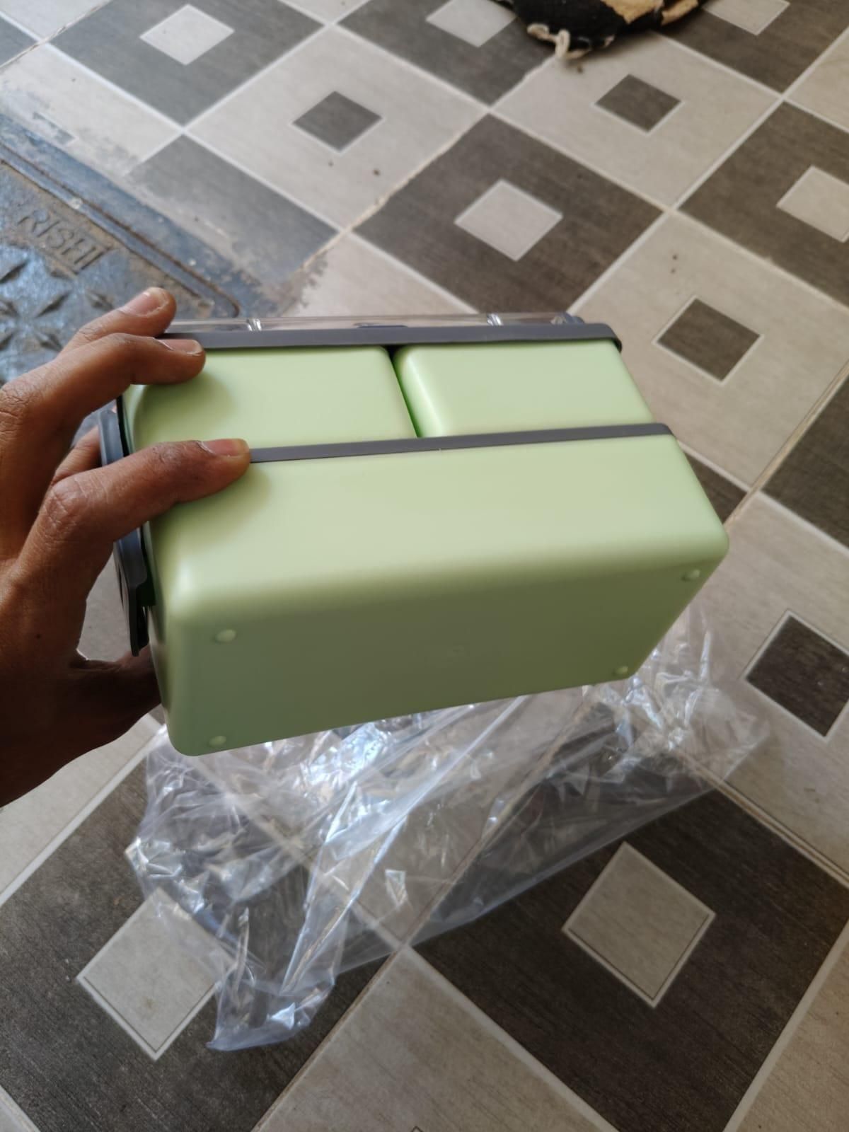 reusable lunch box, tiffin box for office, lunch box with dividers, microwave safe lunch box, lunch box set, food container box, lunch container for work
