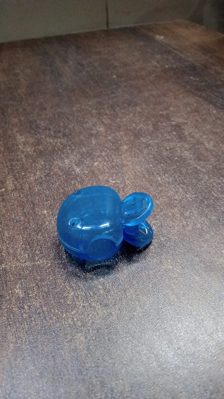 plastic cover for toothbrush, travel hygiene products, dustproof toothbrush cap, personal care travel accessories, toothbrush protection caps