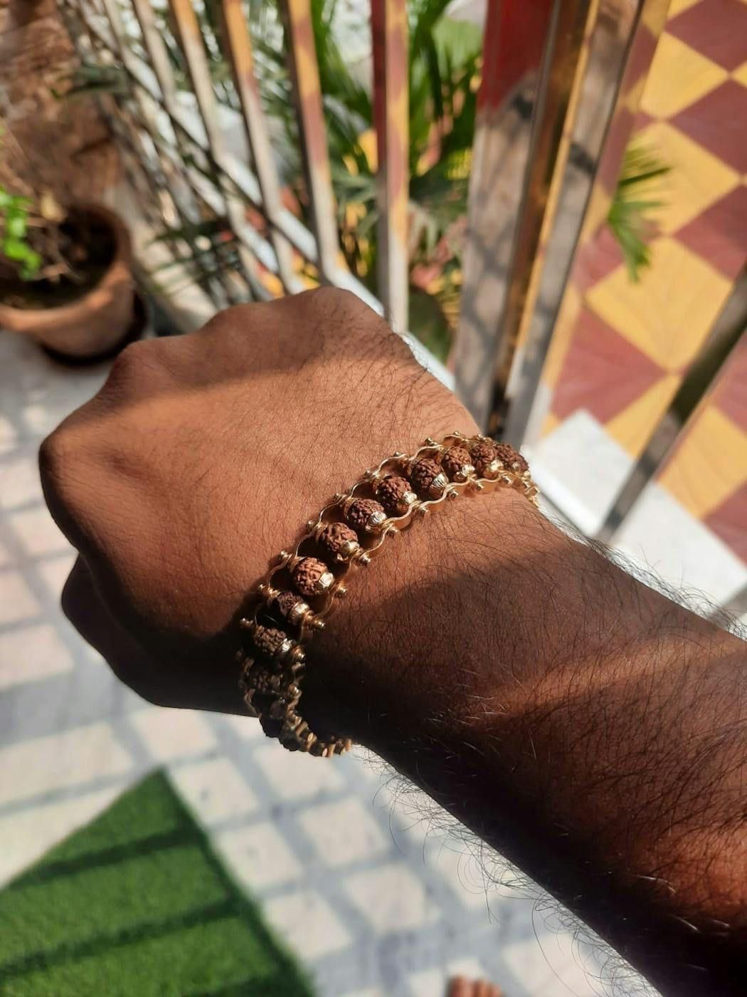 paanch mukhi rudraksha India, rudraksha wrist bracelet, spiritual bracelet for men India, gold rudraksha bracelet India, 24 beads rudraksha bracelet, religious jewellery for men