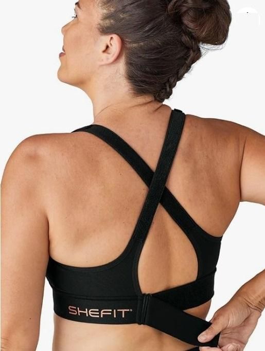 high impact sports bra for outdoor and indoor workouts, nylon sports bra with hook and loop fastener, comfortable sports bra for gym and training sessions