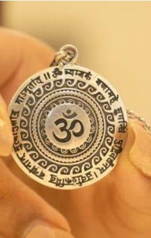 silver OM pendant online India, OM mantra pendant for daily use, religious pendant for men and women, silver spiritual jewelry India, OM pendant necklace for men and women, stainless steel religious pendant India, OM mantra jewelry daily wear, silver OM pendant religious necklace