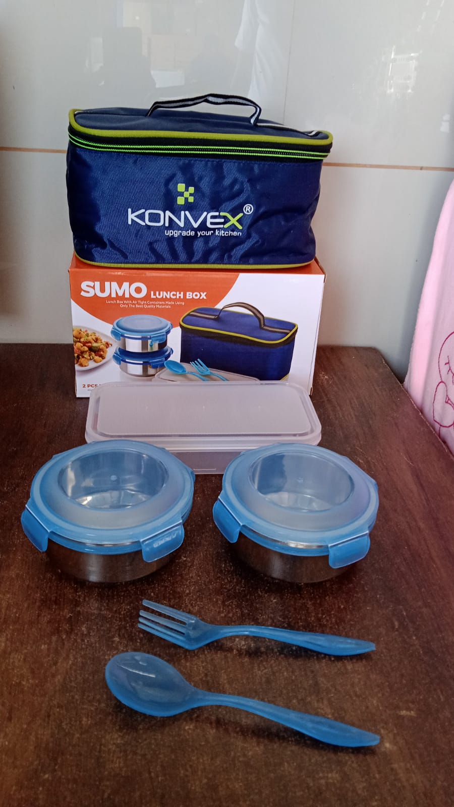 plastic tiffin box set, lunch box with cutlery, school tiffin box with bag, kids lunch box India, reusable lunch box with spoon, lunch box for boys and girls, leak-proof lunch container, tiffin set for school and work, office lunch box India, food storage lunch box with spoon and fork