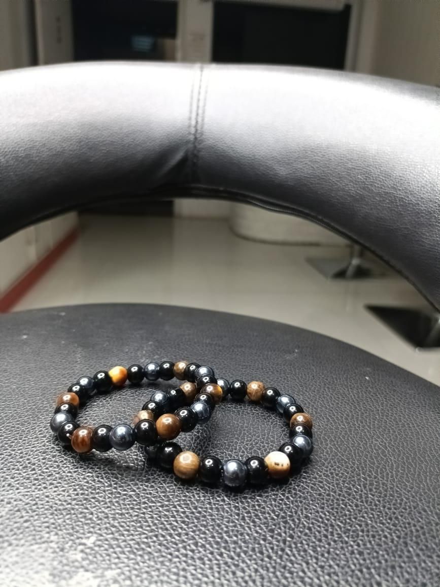 stylish men's beaded bracelets India, tiger eye bracelet set combo, matte black wrist bracelet men, men's fashion beaded bracelet India