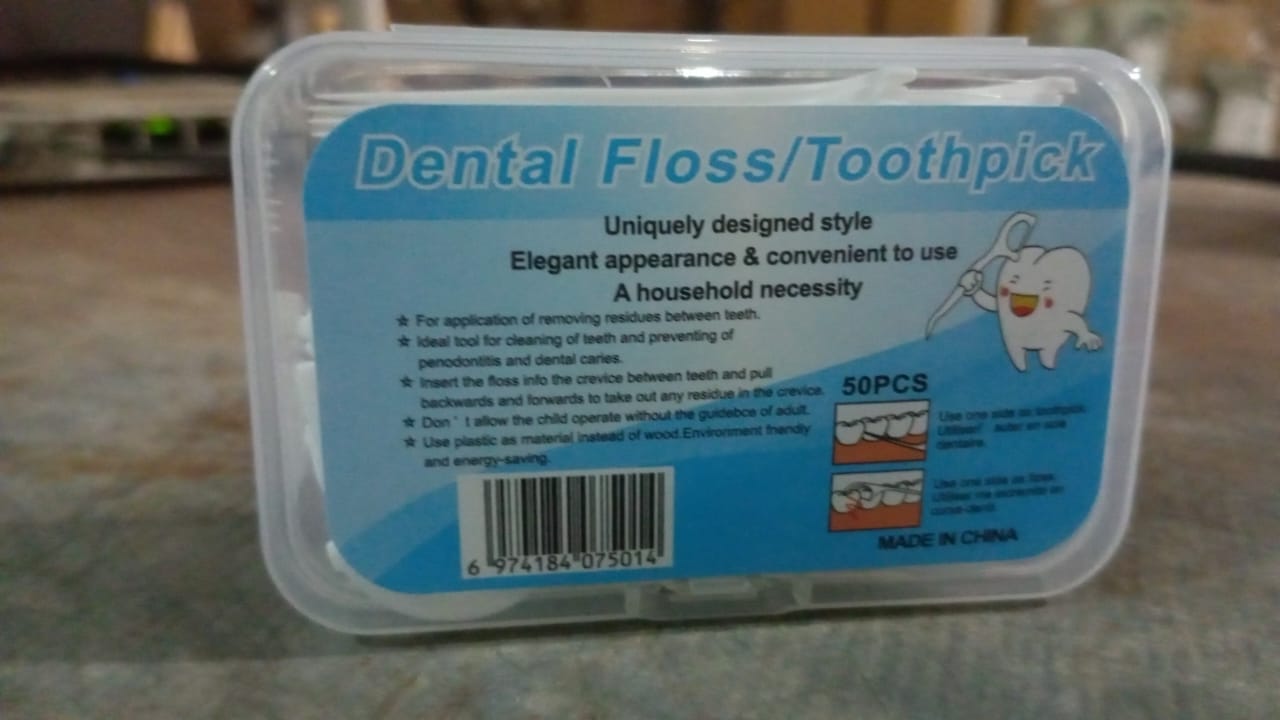 2‑in‑1 floss and toothpick sticks 50 piece set India, portable dental floss toothpick combo pack, disposable travel floss picks with toothpick end 50 pcs, compact oral care floss‑toothpick sticks for fresh breath, resealable 50‑pc dental flosser sticks set