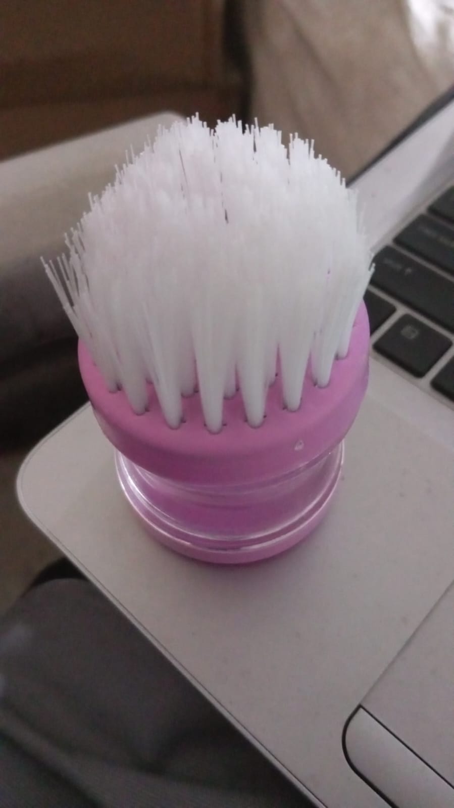 Multicolour plastic wash basin brush cleaner with soap dispenser. dish brush with soap dispenser, plastic dish cleaning brush, liquid soap scrubber brush, 2pc kitchen brush set, ergonomic kitchen scrub brush, utensil cleaning brush, sink brush with detergent tank