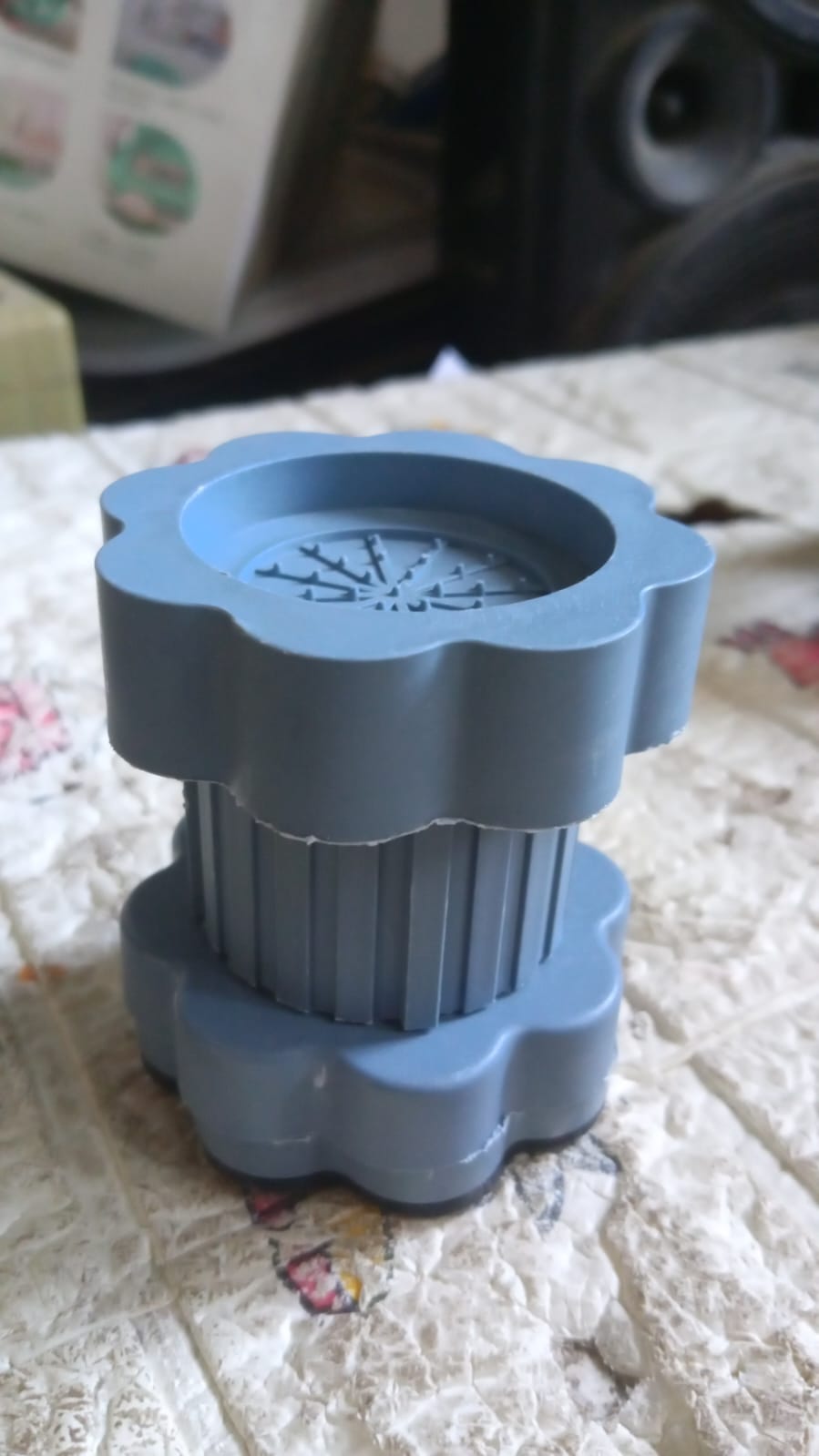 Noise reduction support pads for household appliances