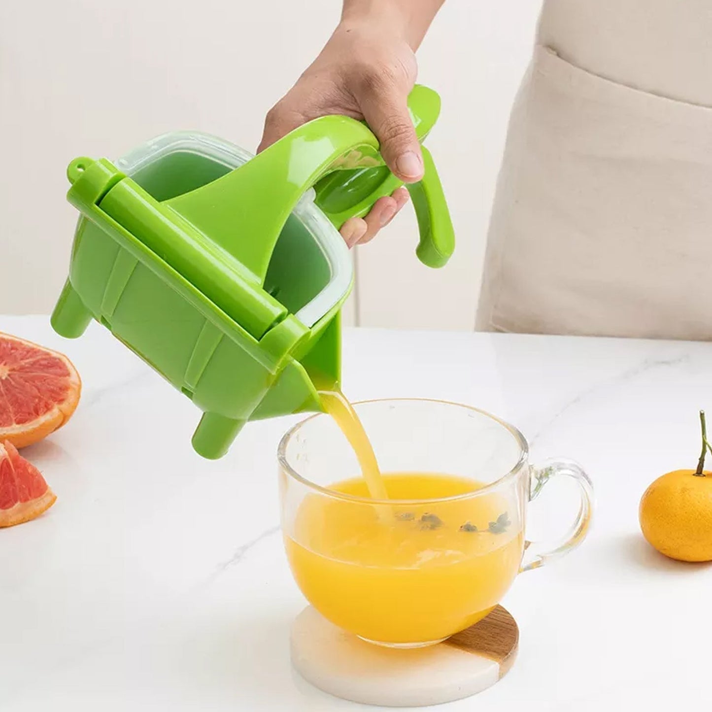 Dishwasher safe juice press with easy pull-apart cleaning design