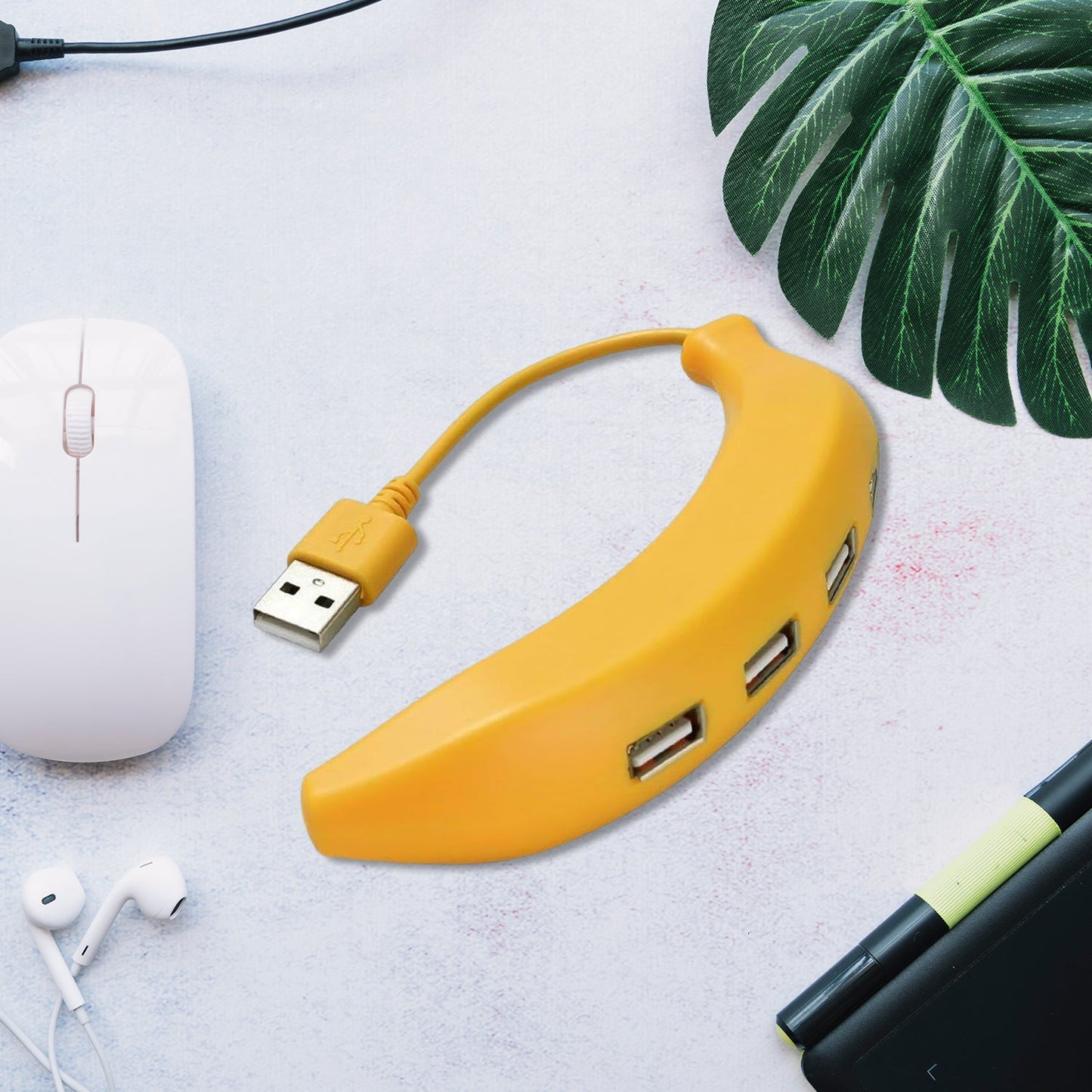 USB 2.0 banana shaped splitter hub connecting mouse keyboard
