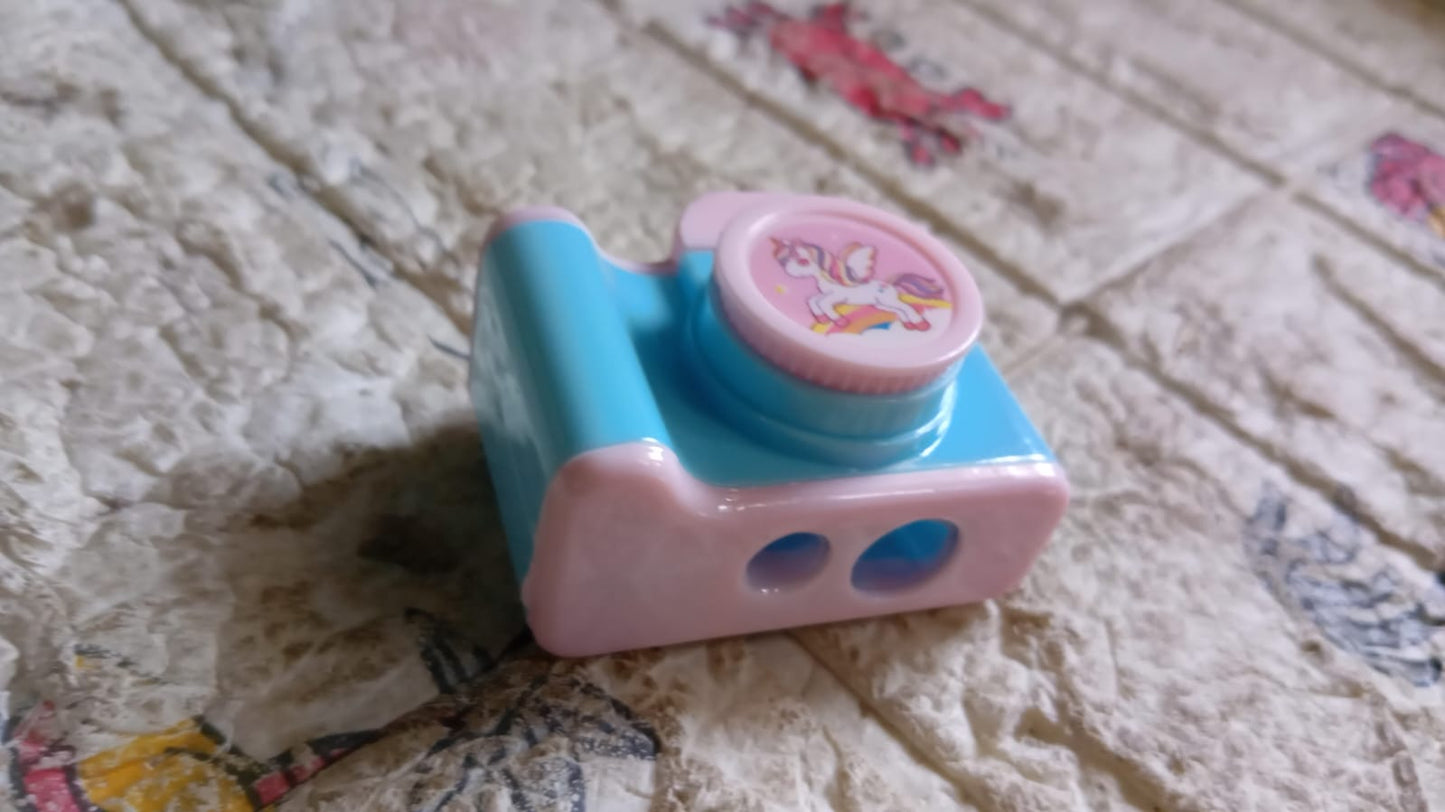 Portable pencil sharpener suitable for home and school