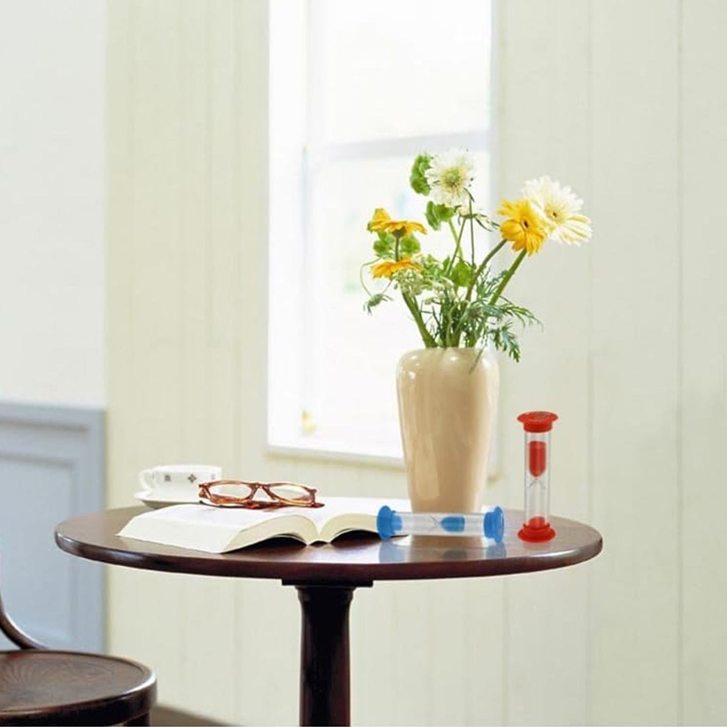 Small durable sand timer hourglass for bathroom and office use