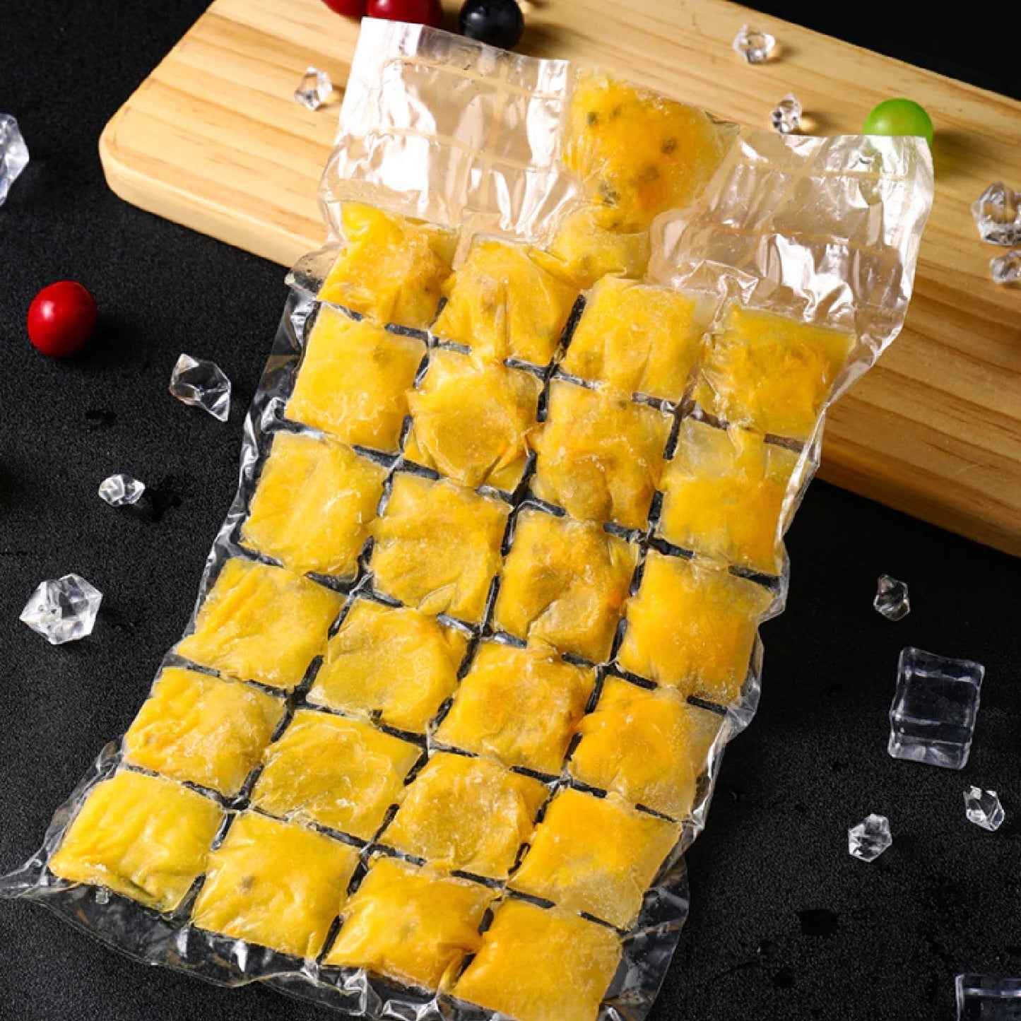 Disposable ice cube bags self-sealing stackable freezer ice mold