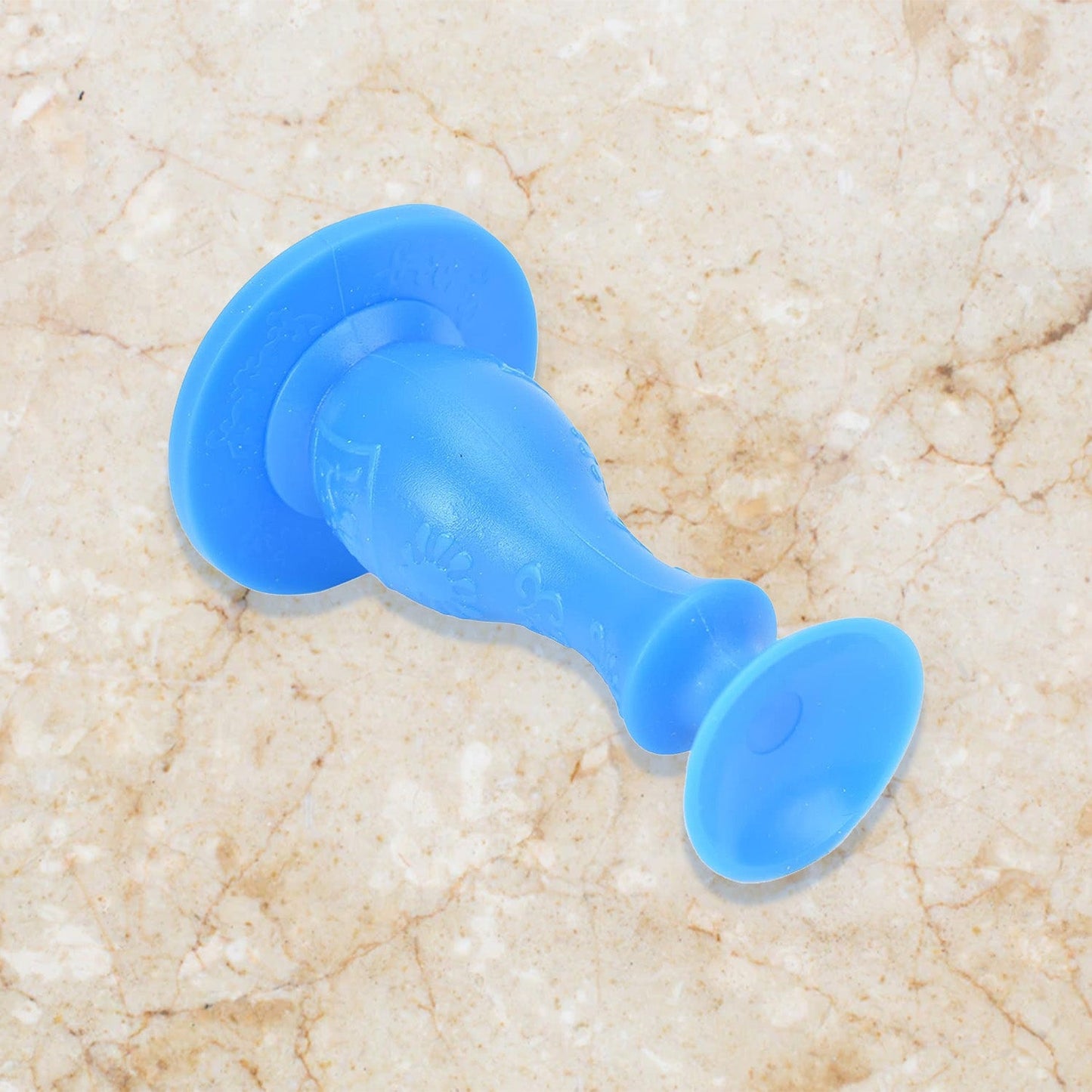 Universal door holder for washers and interior doors