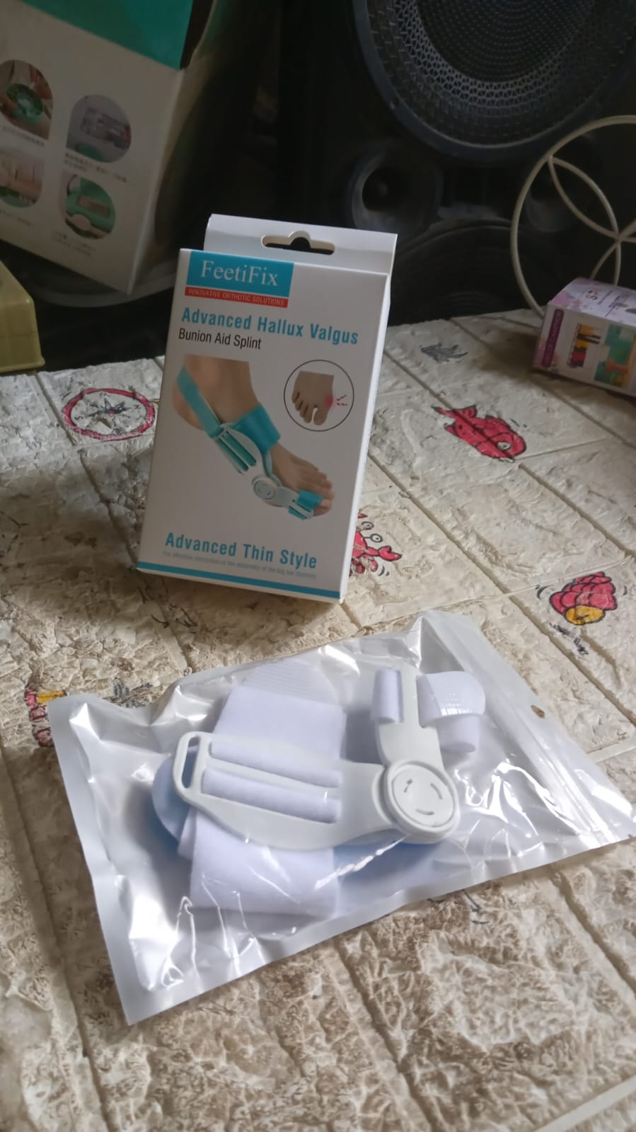 Adjustable foot splint for bunion pain management