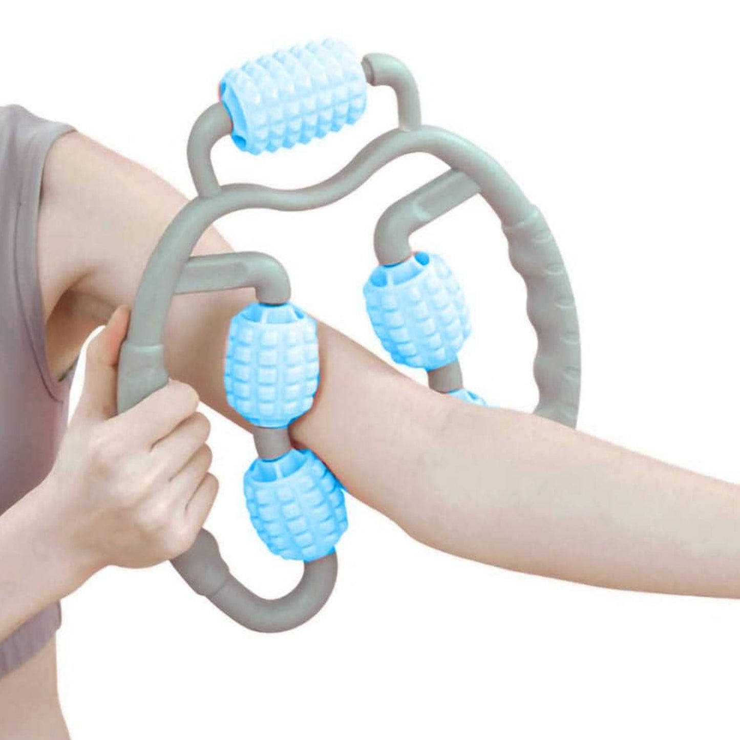 Portable elastic plastic muscle roller for soreness relief