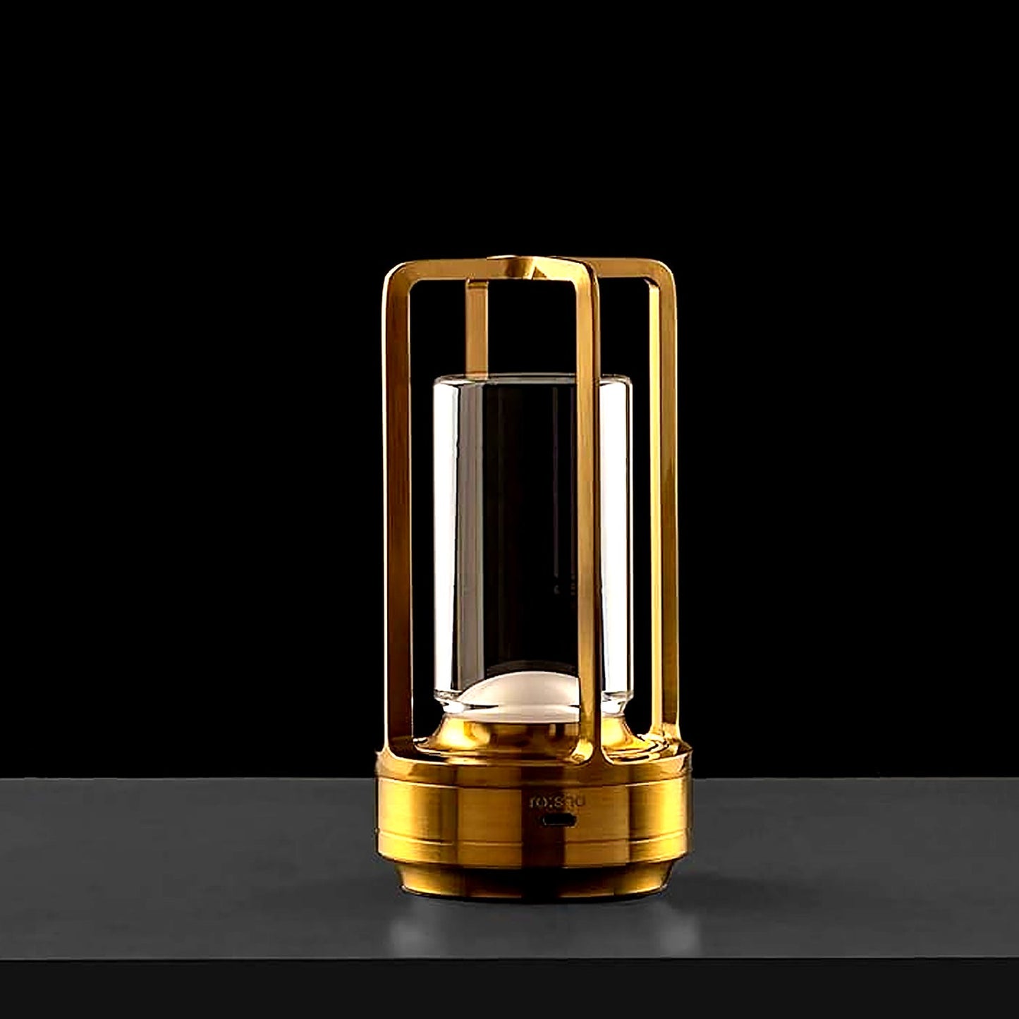 Dimmable crystal lamp with cool natural and warm yellow glow