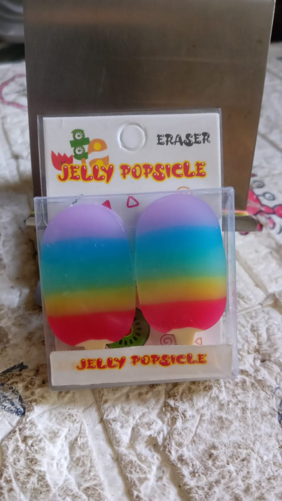 Small creative erasers for children’s stationery kits