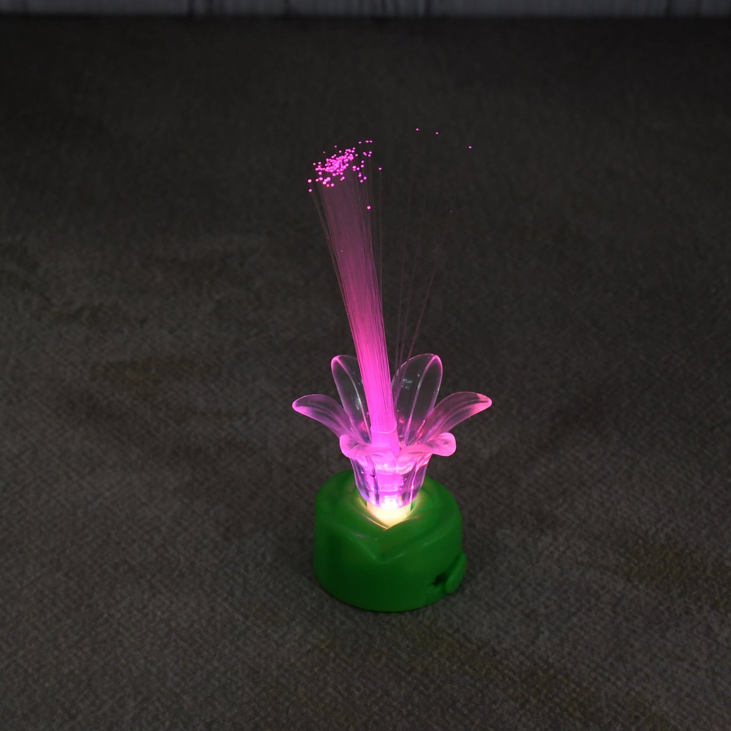 LED Floating Candles, Battery powered LED candlelight with sturdy base
