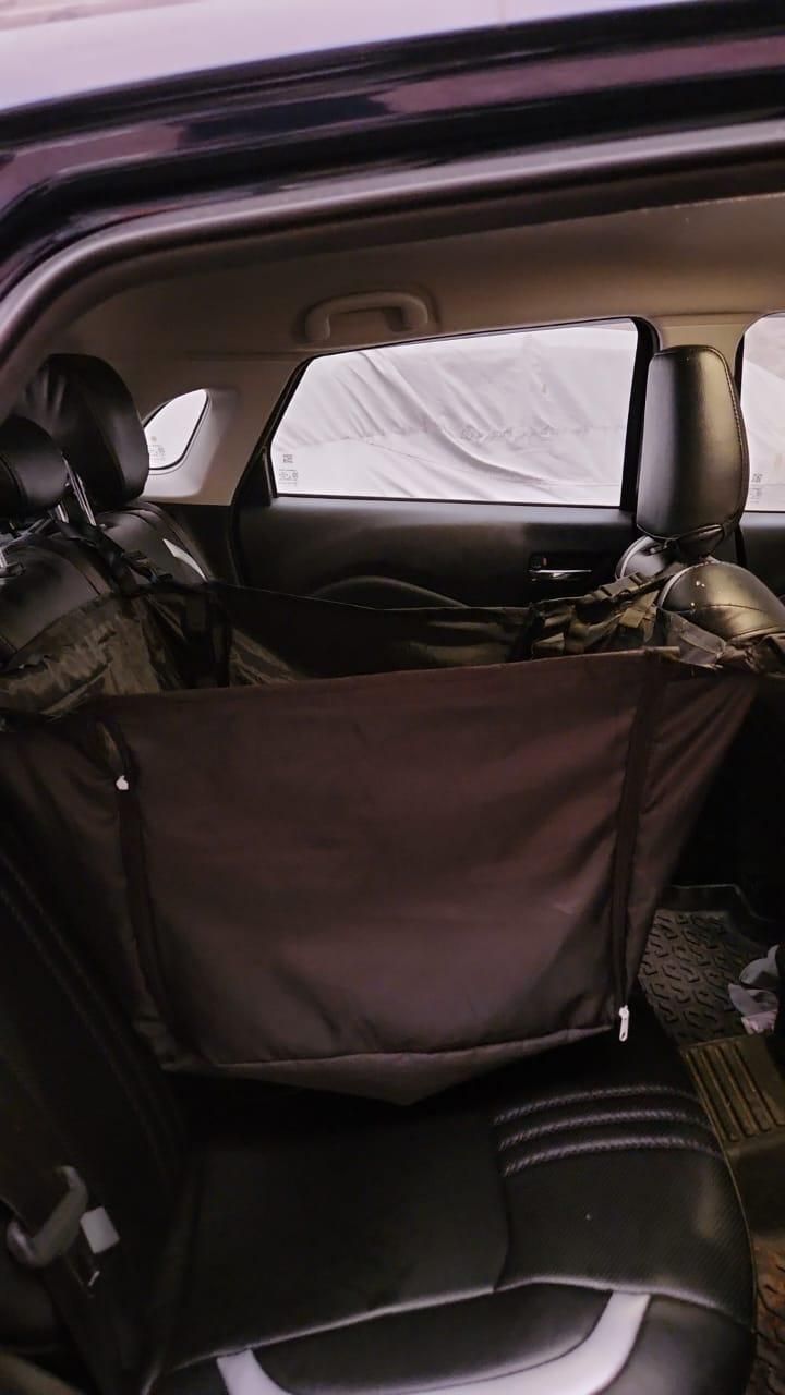 car seat for dogs India, large dog booster seat, medium dog booster seat, breathable pet travel seat, waterproof pet car seat, dog seat mesh nylon car