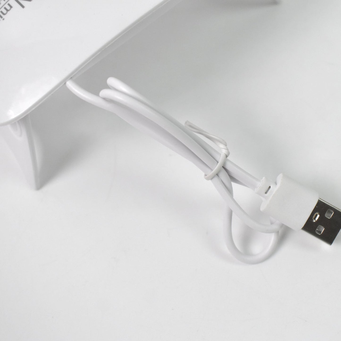 Quick cure gel nail dryer lamp portable and durable