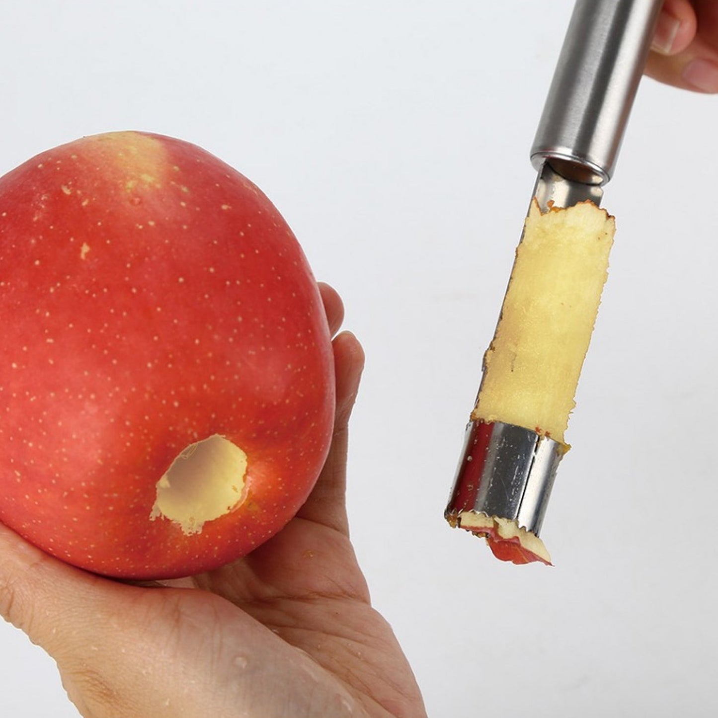 Stainless steel kitchen tool for fruit pies and compotes