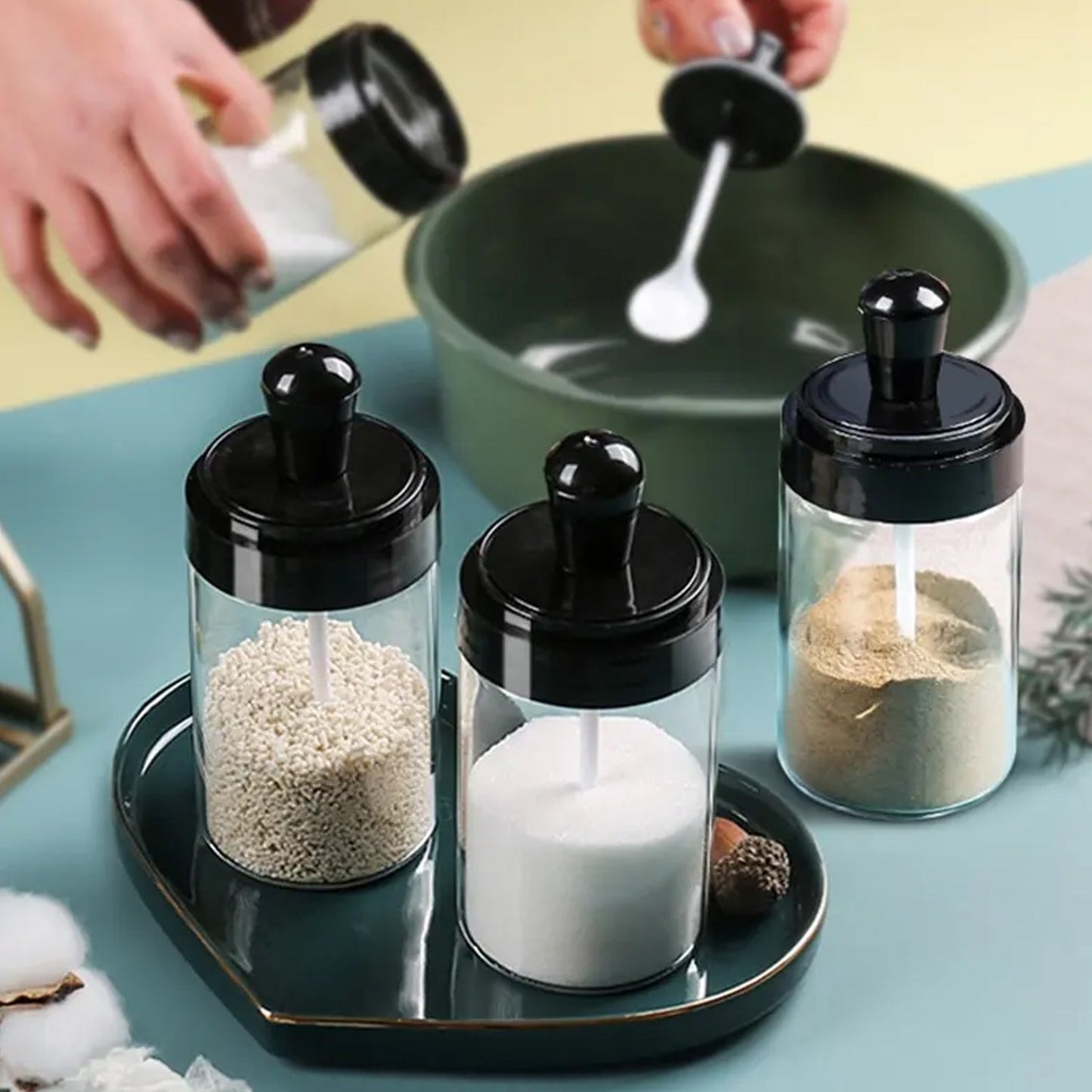 Transparent Glass Spice Container Box Set, Leakproof glass masala container see-through design for storage