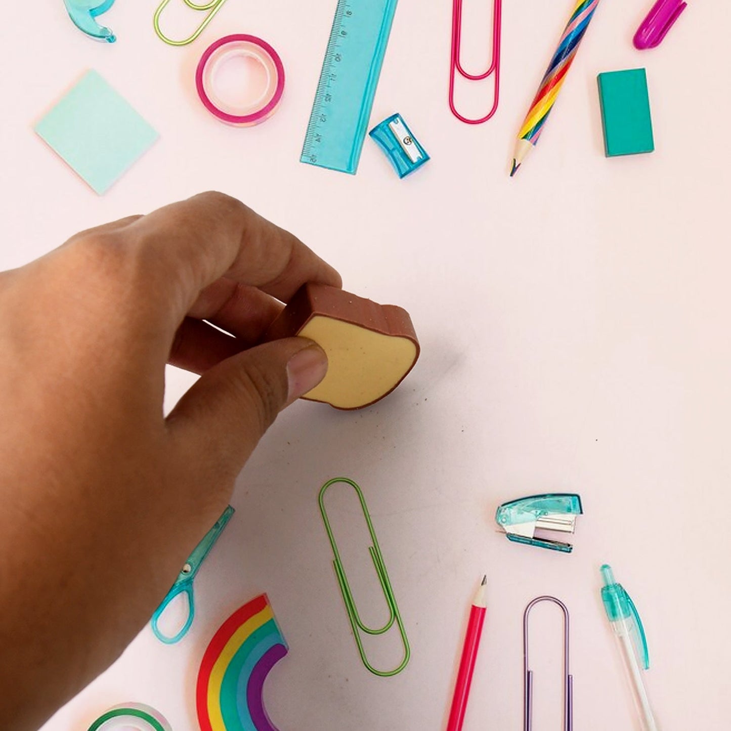 Fun food-inspired 3D erasers for children’s stationery kits