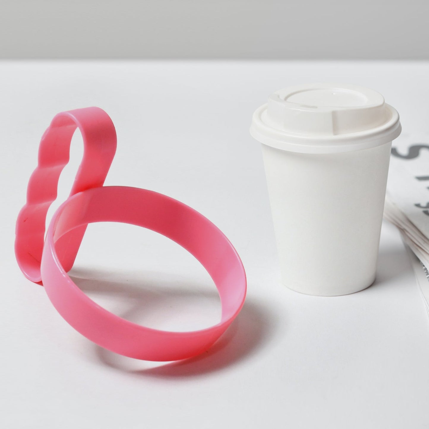 Ergonomic cup handle providing comfortable grip for outdoor use