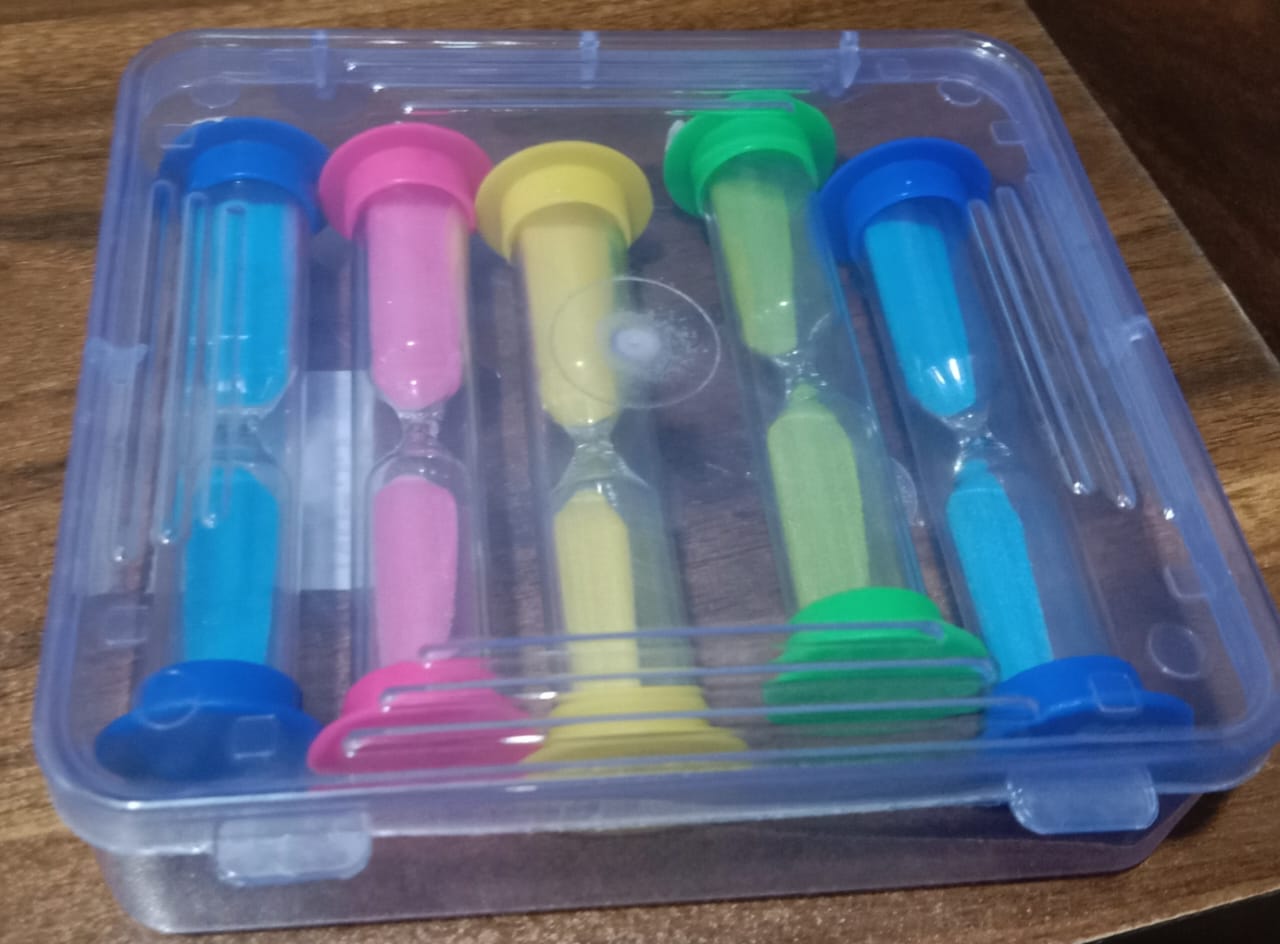 Bright colored sand timers for timekeeping and decoration