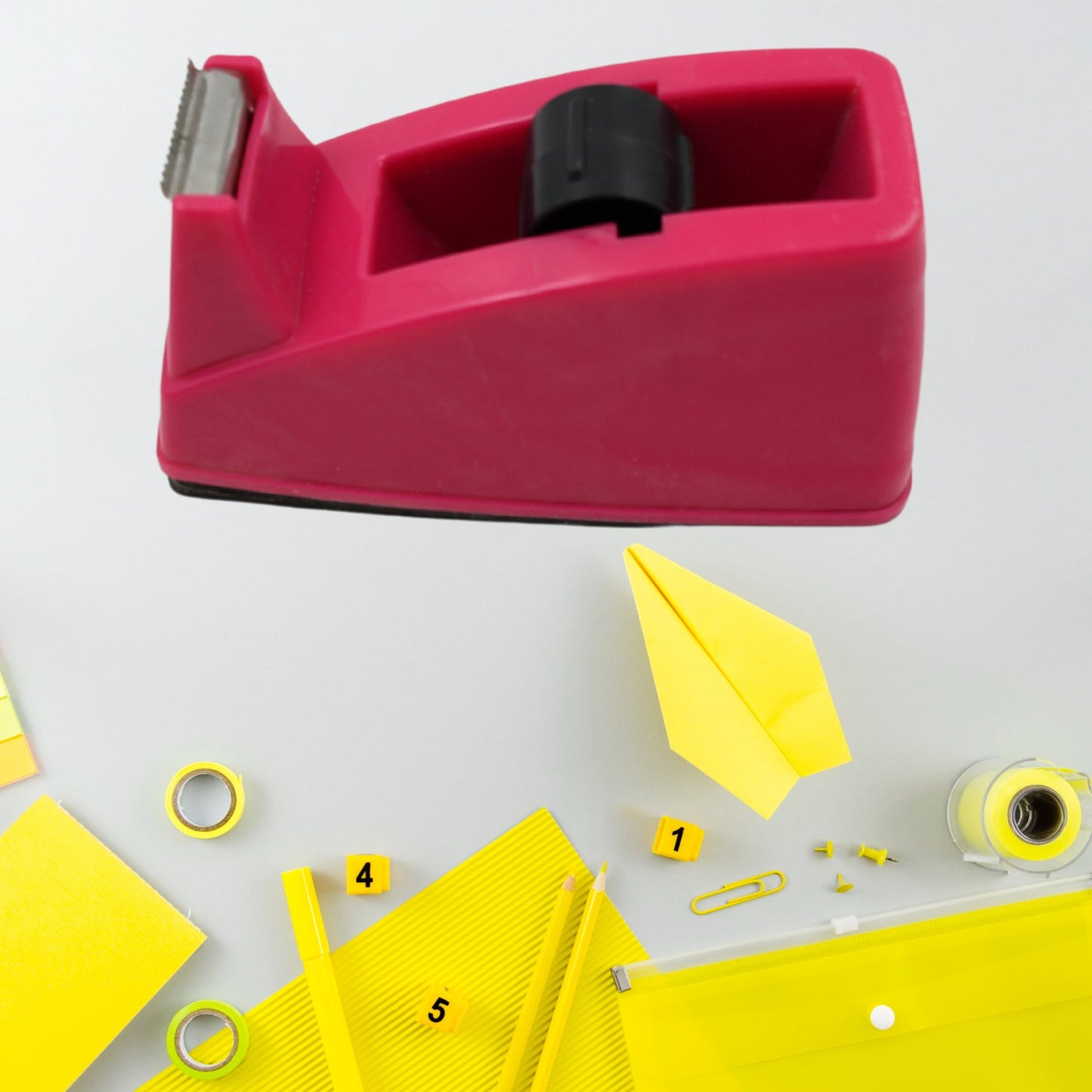 Mini tape gun design for quick parcel and carton packing