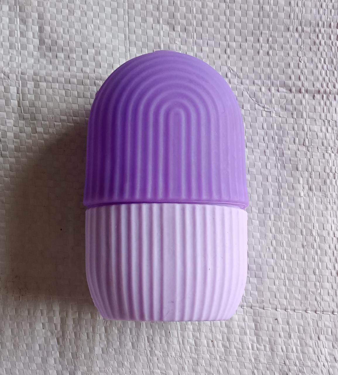 Portable cooling face and eye roller for daily skincare routine