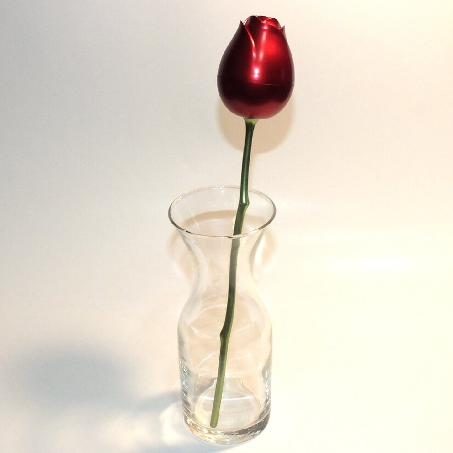 Fancy jewelry rose box ideal for anniversary and valentine gift