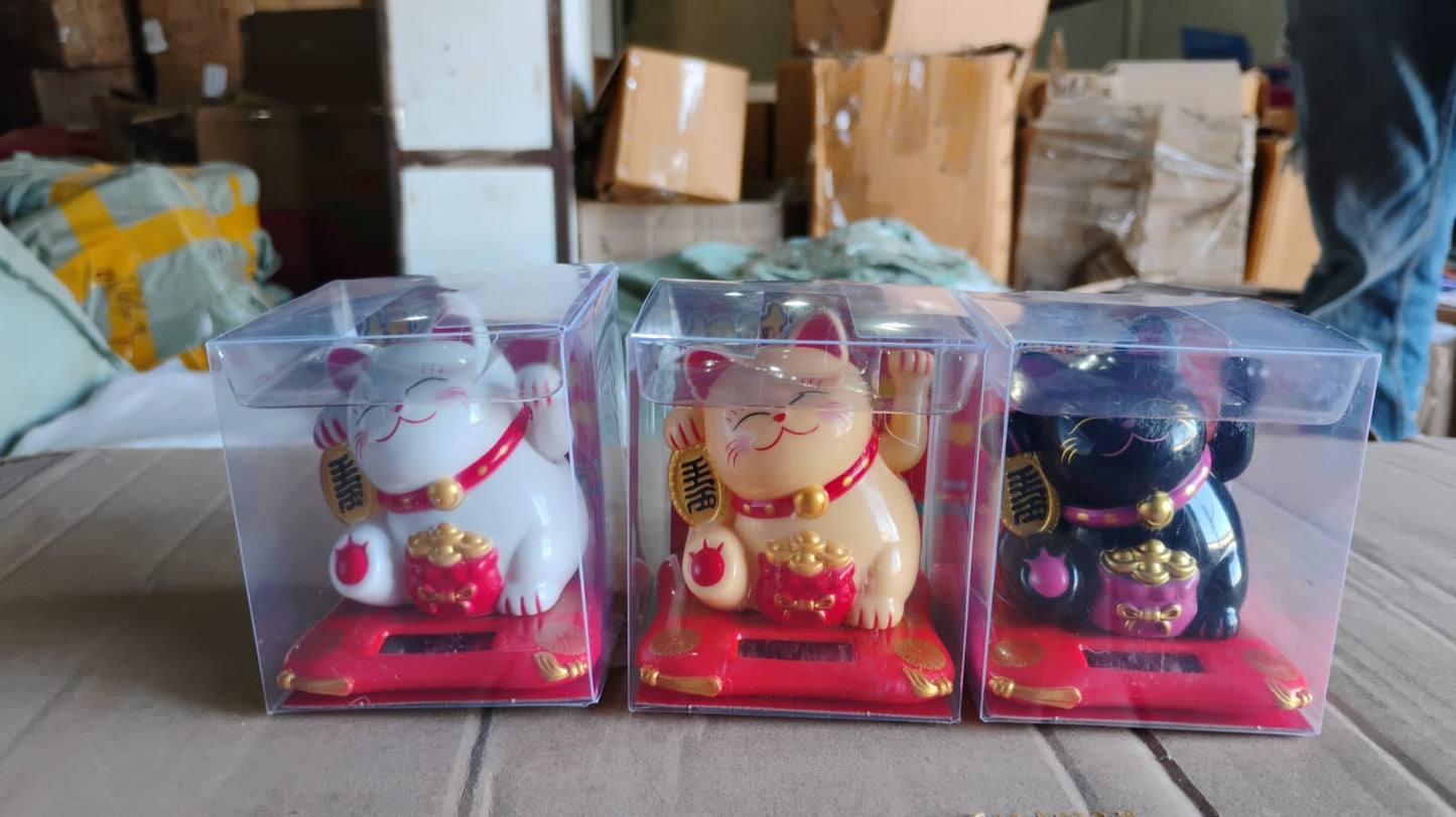 Feng Shui waving cat solar powered plastic decorative