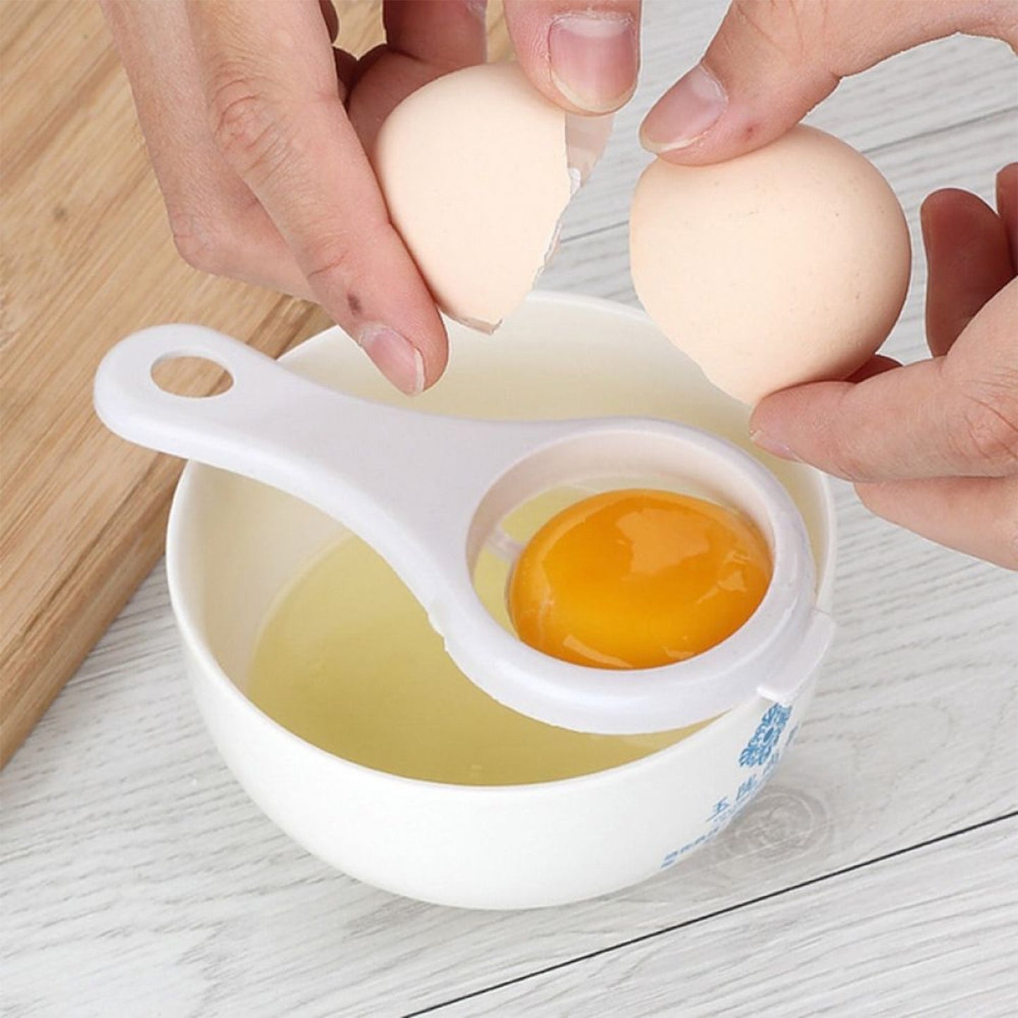 Kitchen egg divider for separating egg whites and yolks easily, with durable wheat straw build