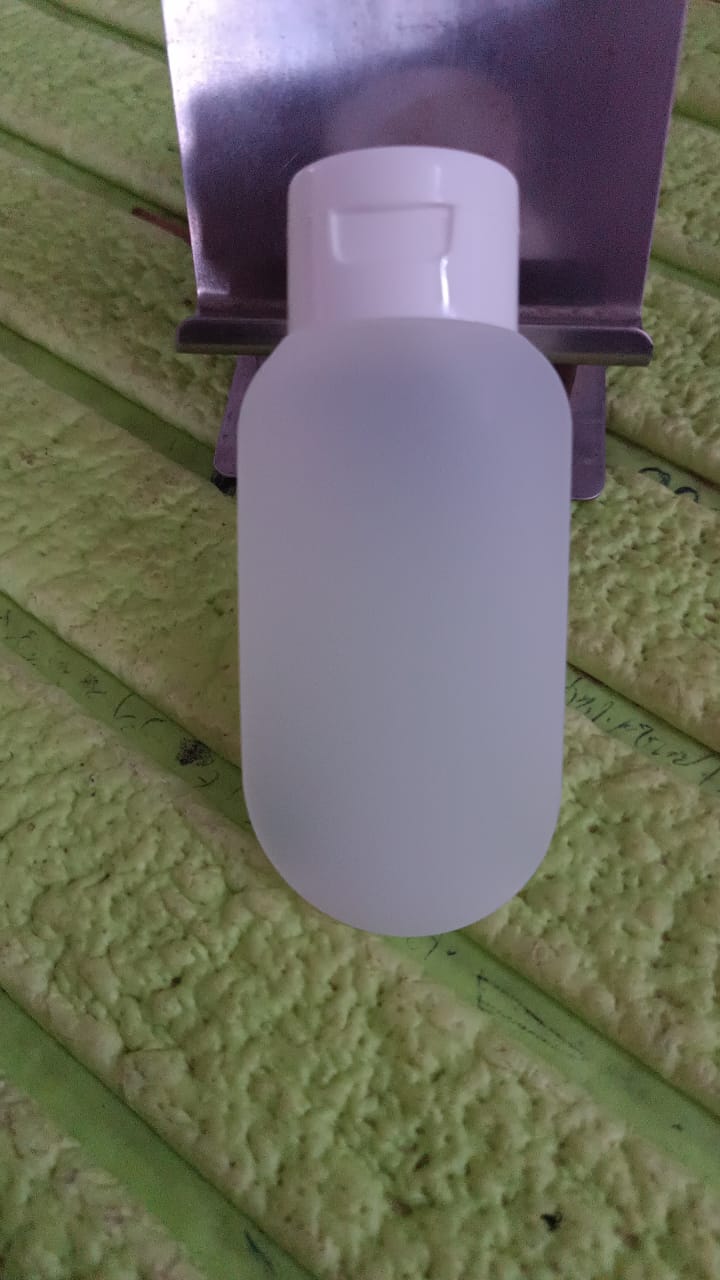 best small bottle for shampoo and conditioner on trips,