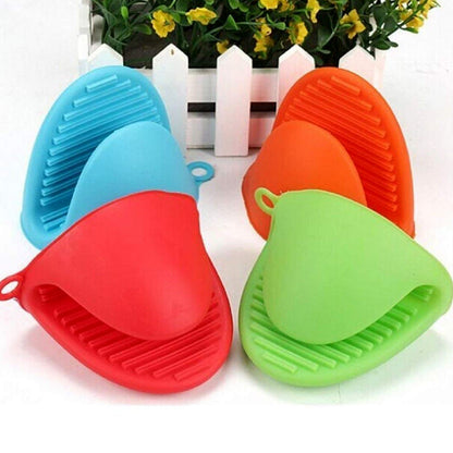 Silicone heat-resistant potholder for cooking and baking. silicone oven mitts, mini heat resistant gloves, kitchen pinch mitt, microwave baking gloves, cooking mittens, non-toxic silicone gloves, compact oven mitt