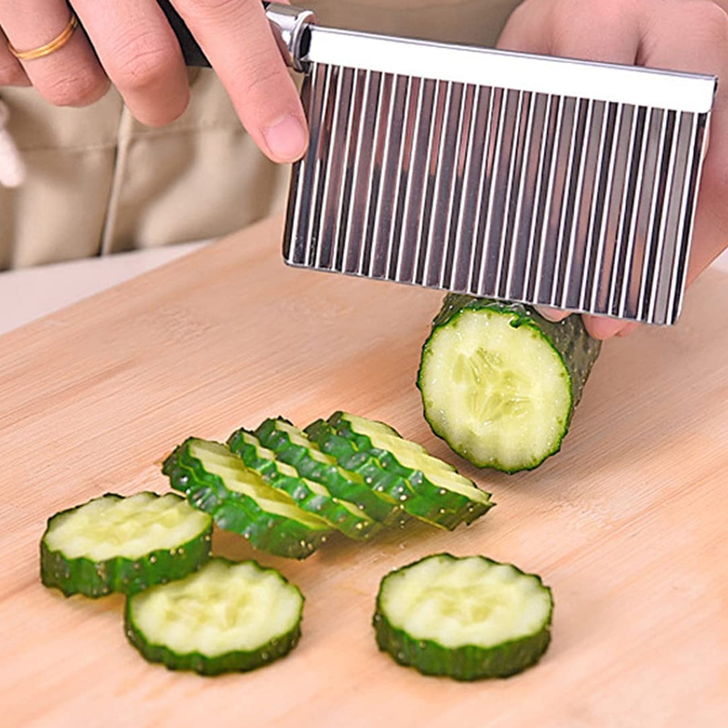 crinkle cutter knife, stainless steel chopper, vegetable slicer wavy blade, french fry cutter, salad chopper tool, potato crinkle cutter, wavy vegetable knife