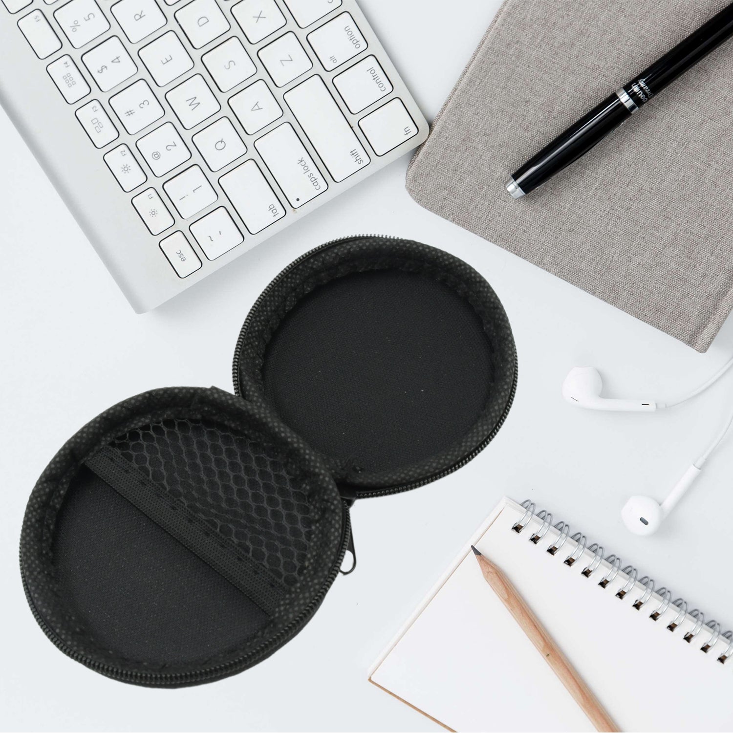 Cute round case for Airpods and cables, earphone pouch, headphone case, round earphone case, AirPods case pouch, data cable organizer, return gift pouch, small travel pouch, kids party favor case